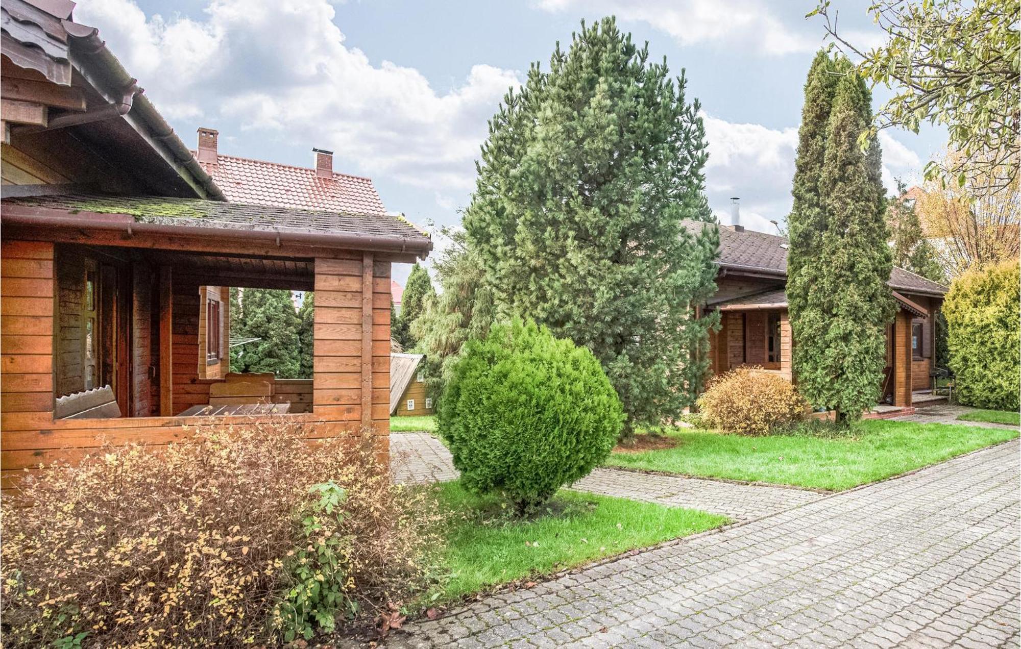 Nice Home In Mscice With Kitchen Extérieur photo